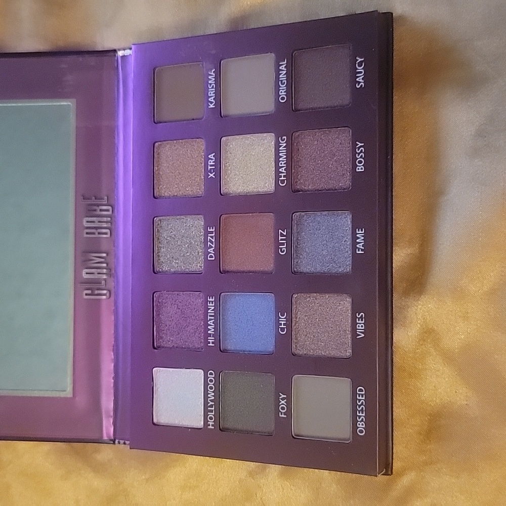 NEW TrendBeauty Glam Babe Eyeshadow Palette